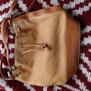 Authentic BALENCIAGA Vintage bucket bag *authentic *